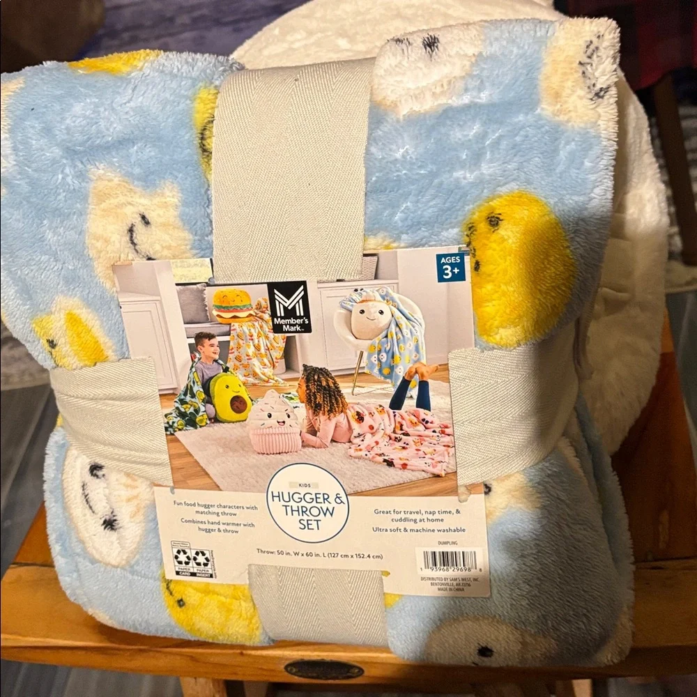 Cozy Plush Bird Bed - White and Tan